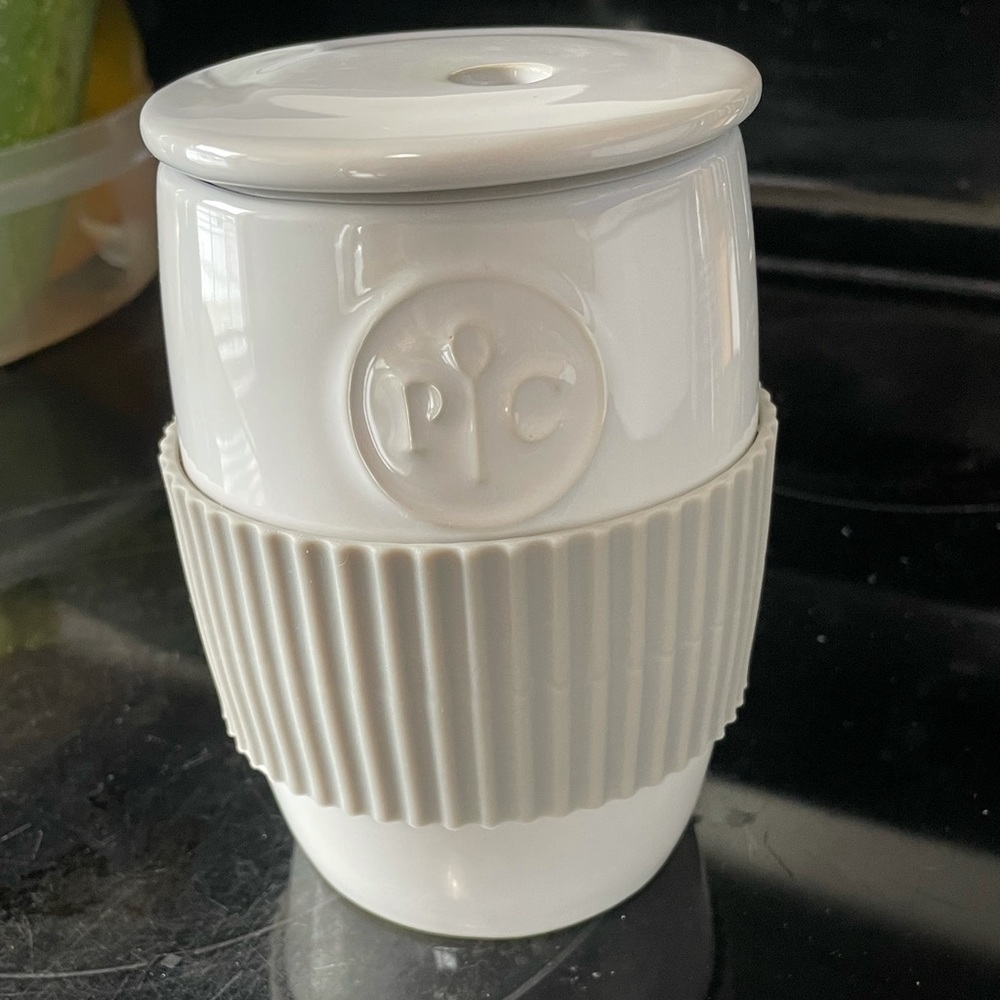 Brand New Pampered Chef Ceramic Egg Cooker
